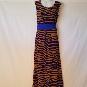 Ezra Boutique Dress‎ maxi Tiger Stripe Size Small